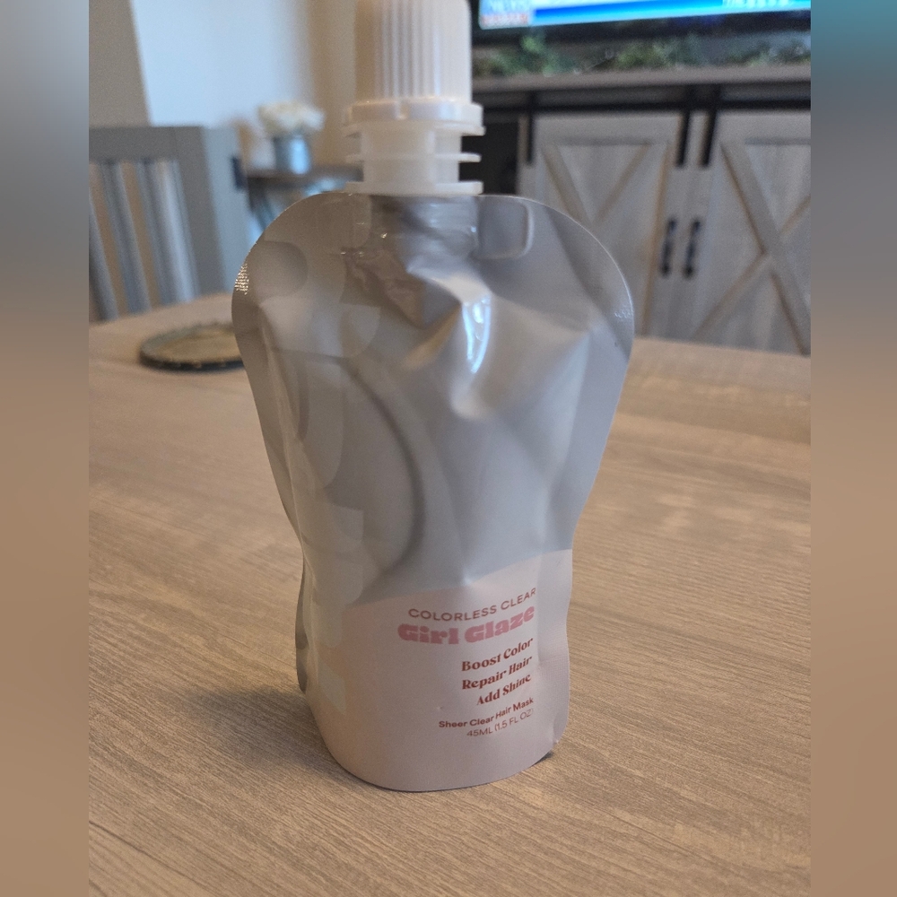 Hally Colorless Clear Girl Glaze Hair Treatment Pouch